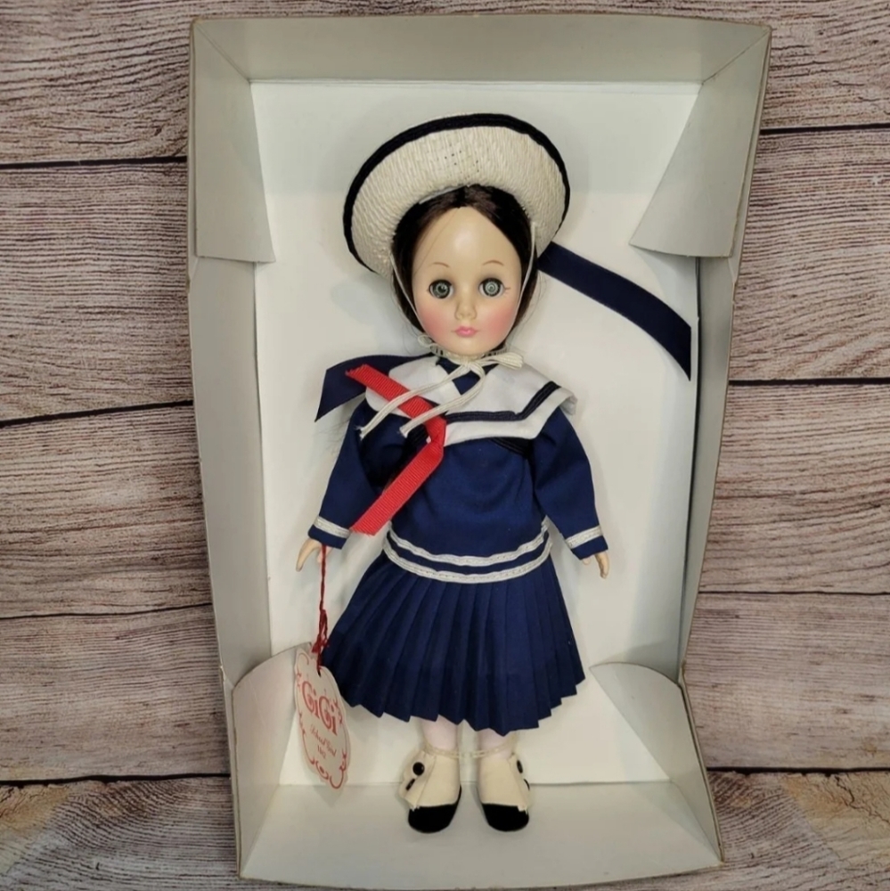 Vintage 1970s Effanbee school girl doll